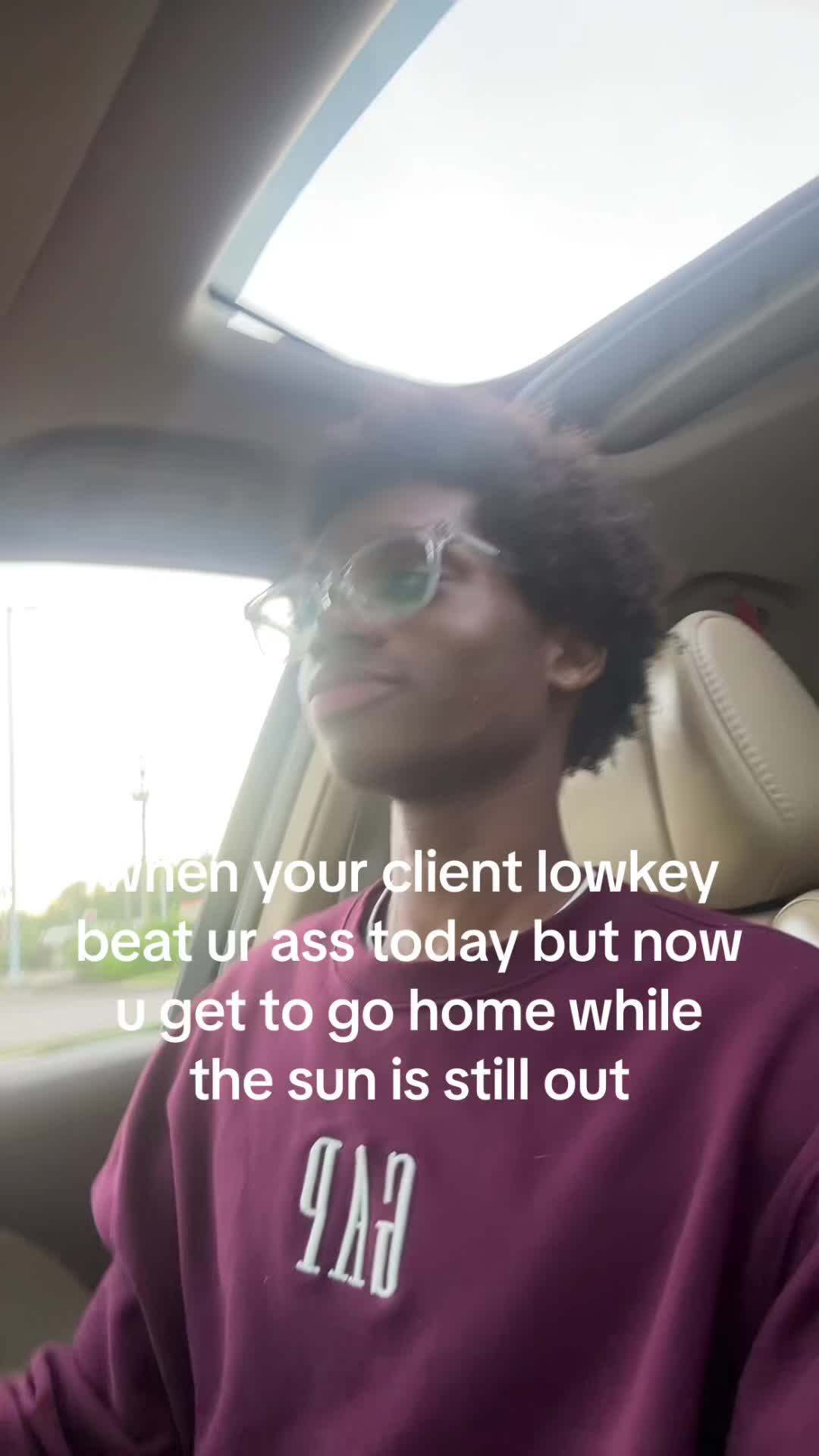 @handfullass