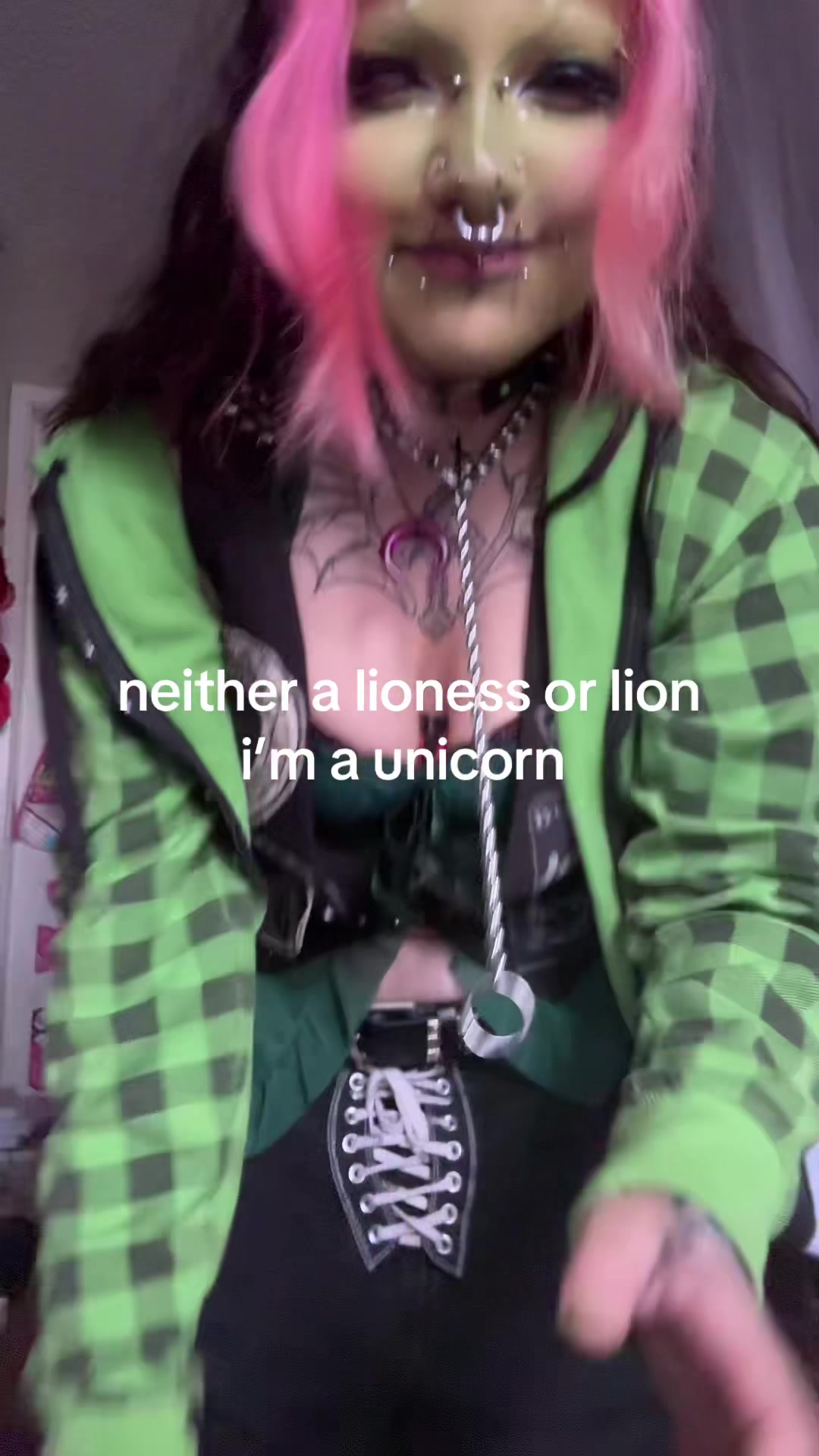 @Alice🦄