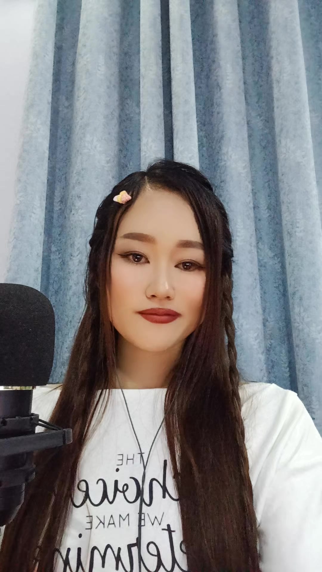 @𝗦𝗵𝗿𝗶𝘀𝘁𝗶 𝗥𝗮𝗶🎼🎧🎤😘