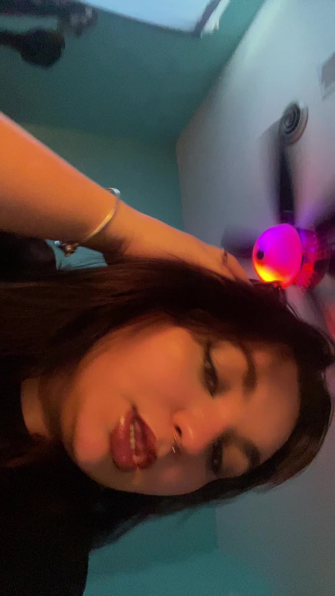 @J💙
