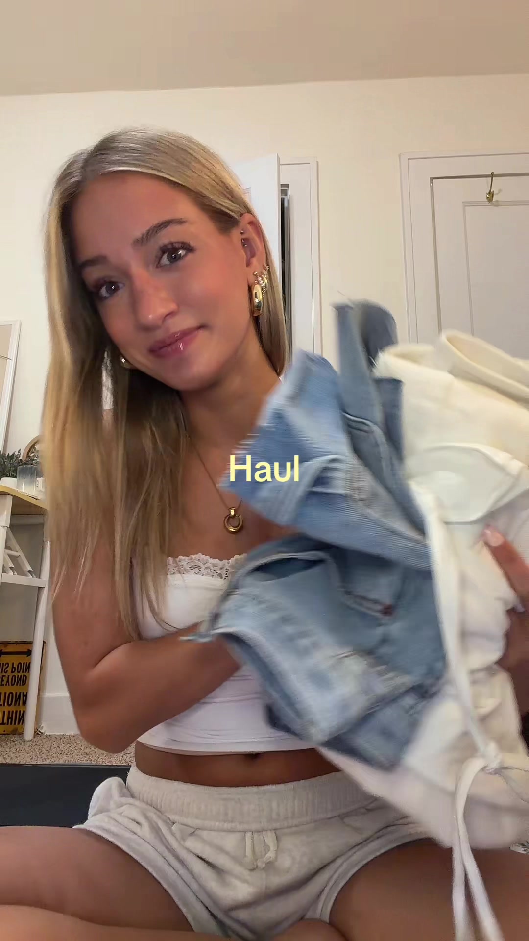 @caitlynnavery