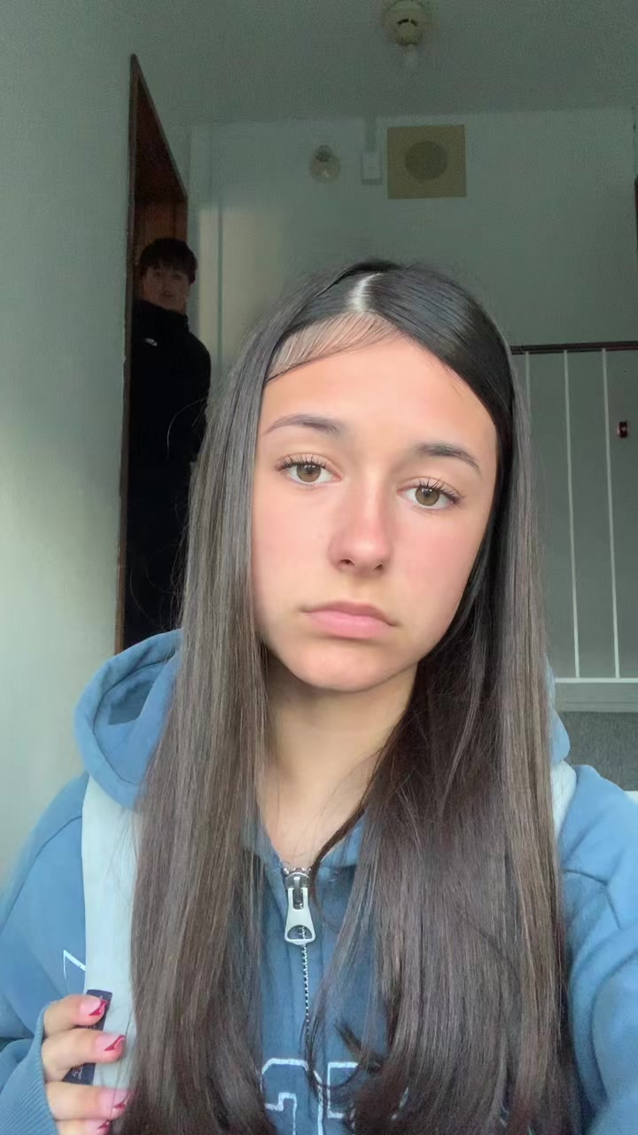 @kiki spams