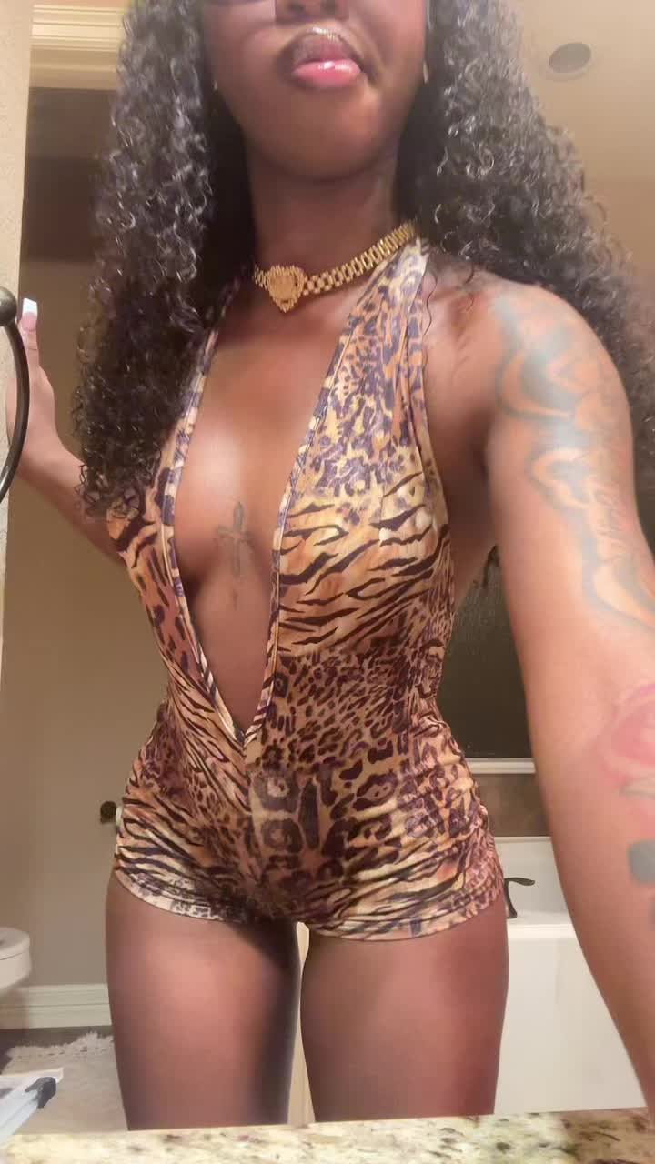 @Doll Face⭐️💰♋️