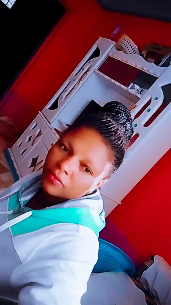 @monique9Nje