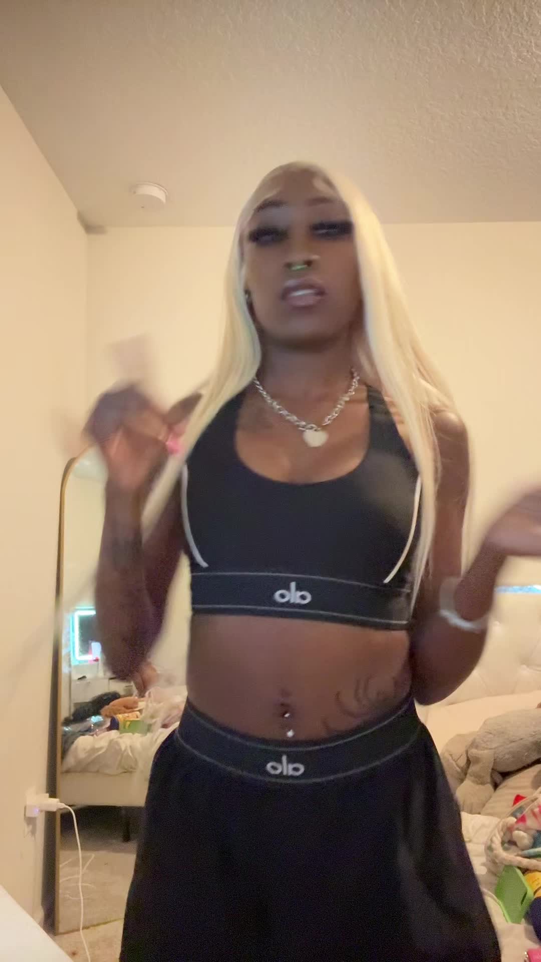 @martavia