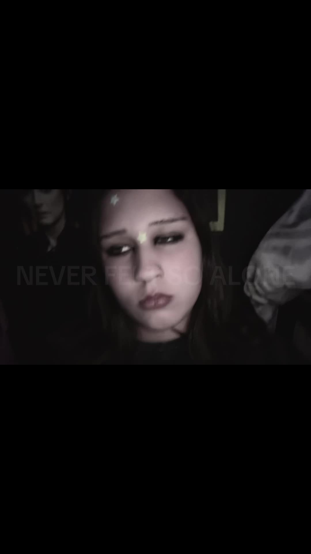 @𝔠𝔥𝔞𝔯𝔩𝔢𝔶