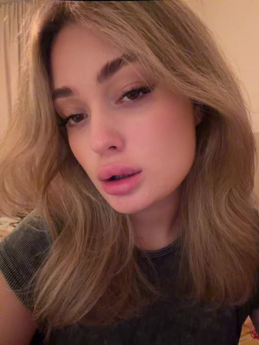 @akhcileg