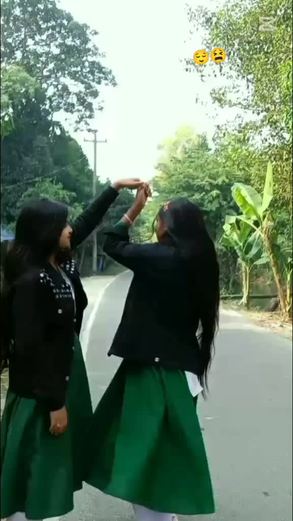 @মায়াবতী😊😅