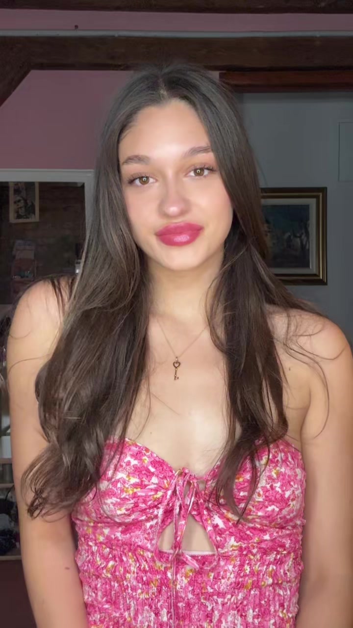 @elena