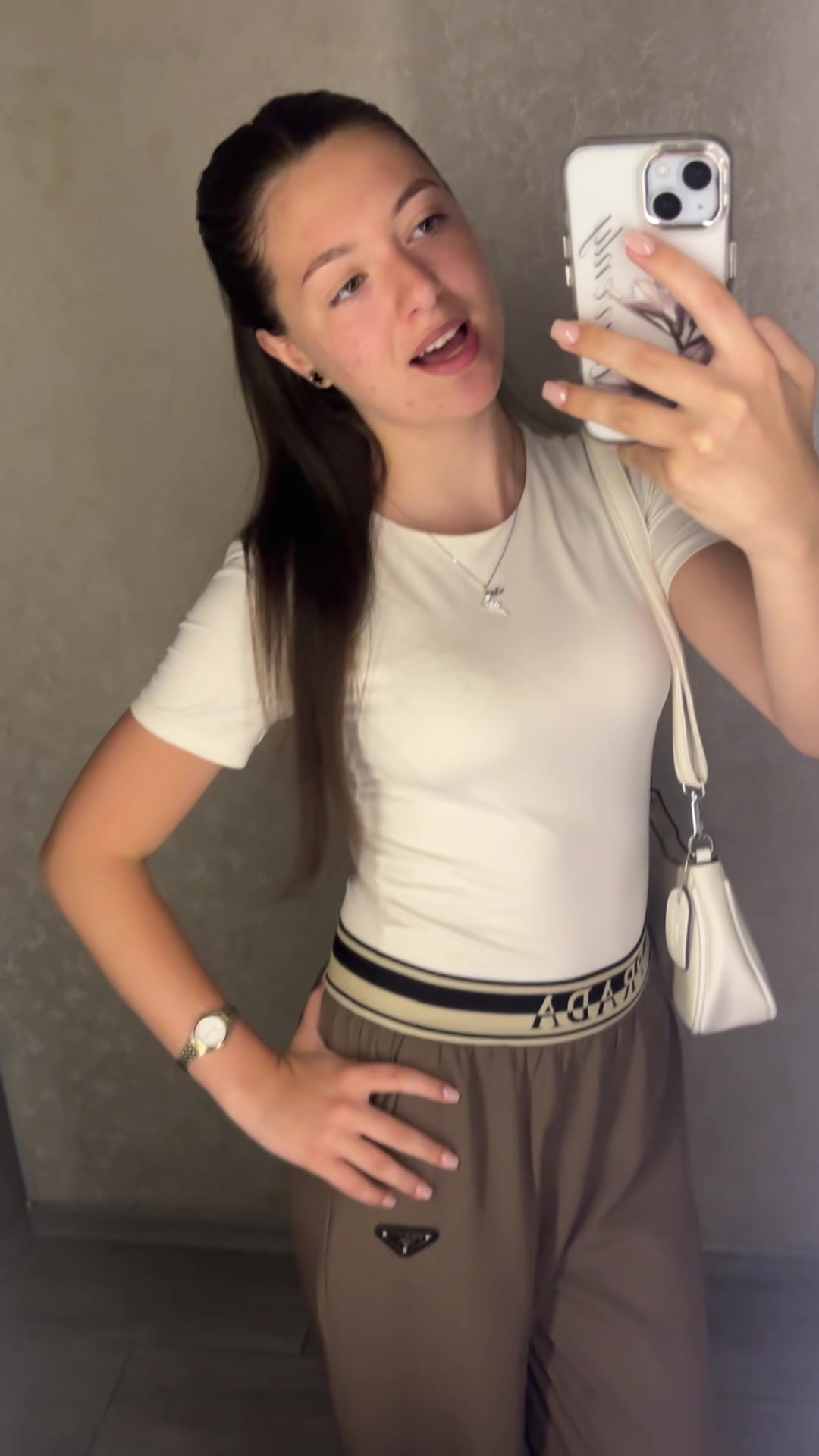 @vikaharutyunyan_
