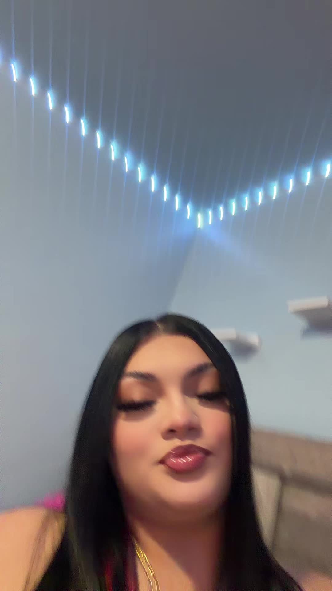 @🫦.