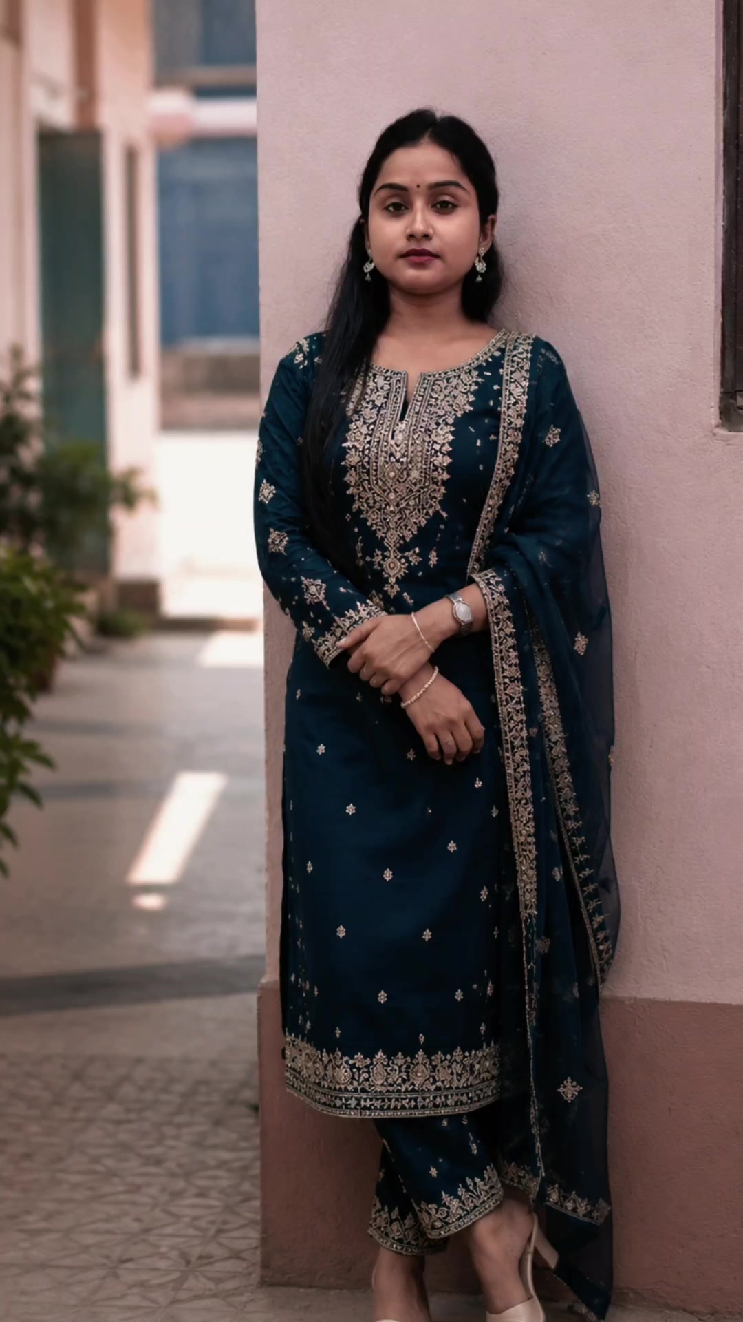 @👑dimpi ❤️ queen👑(Kali)🧿