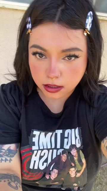 @Whaariel