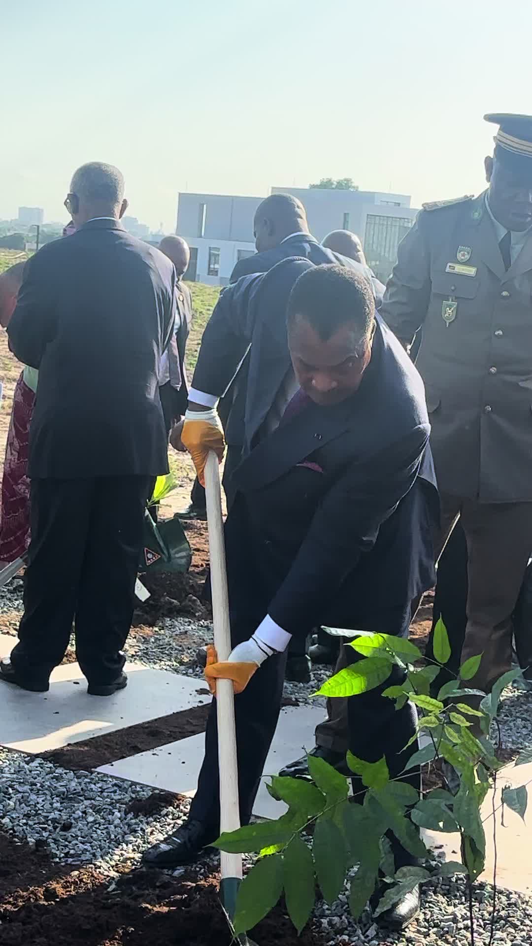 @A VOUS LA Ve RÉPUBLIQUE 🇬🇦
