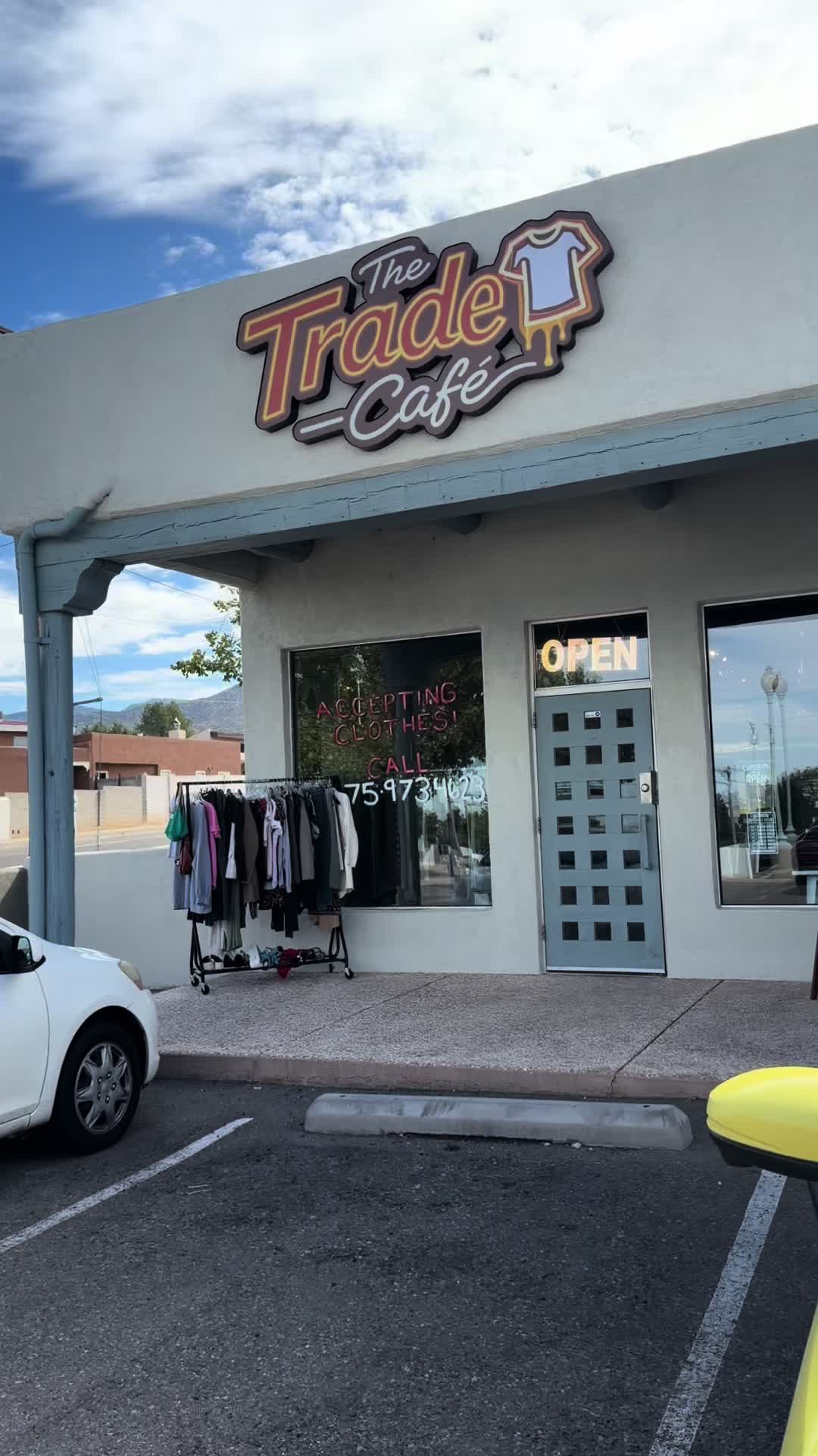 @Hot Mess Co