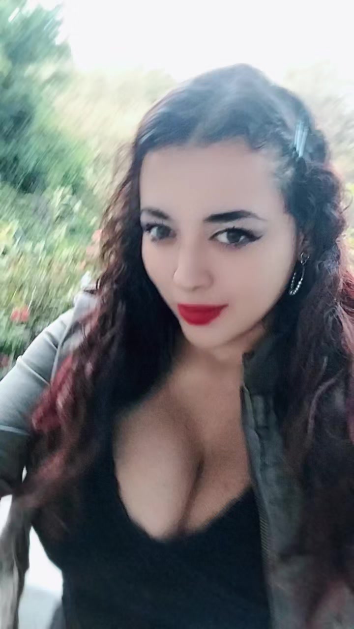 @Gaby Moli