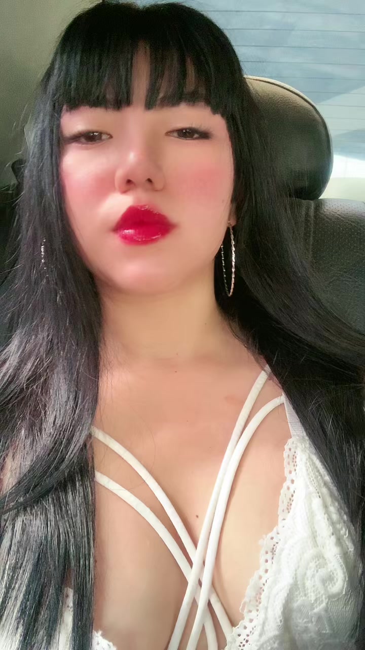 @Mía🖤🦋