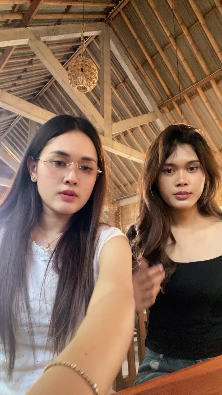 @agathaputeri