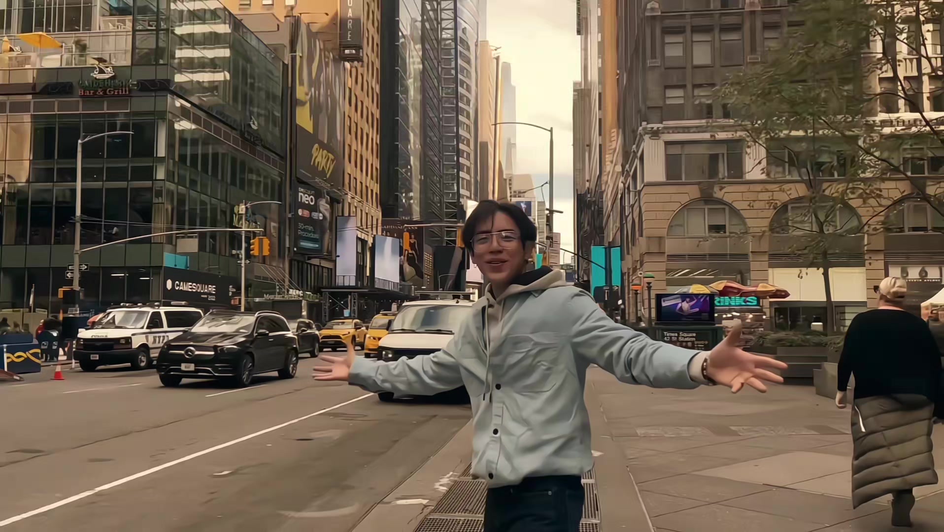 @𝗛𝗼𝗻𝗲𝘆