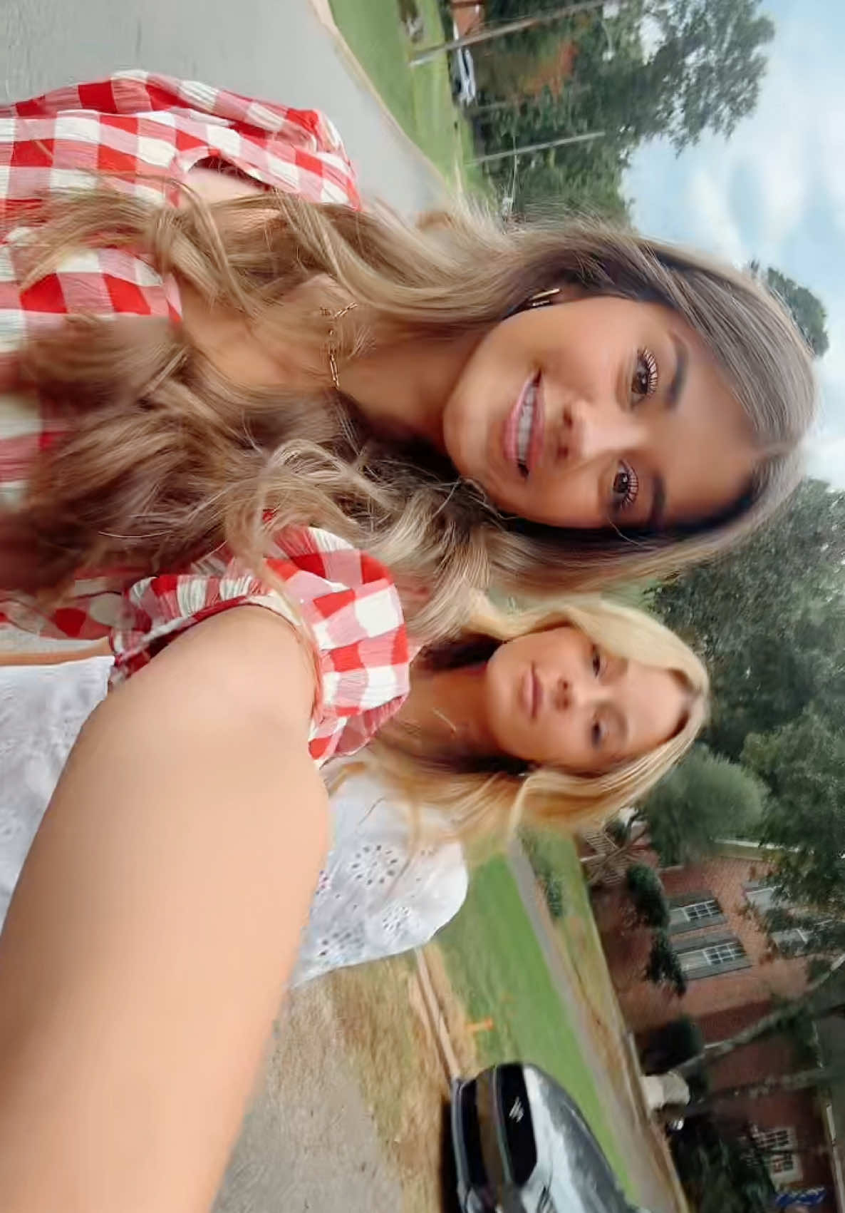 @BROOKLYNN