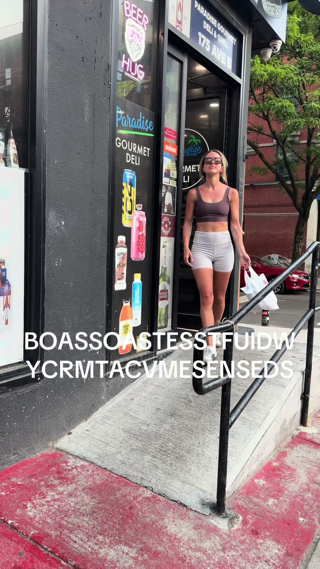 @KM