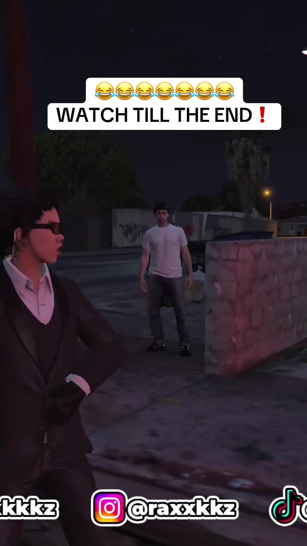 @Twitch: @Raxkkkz
