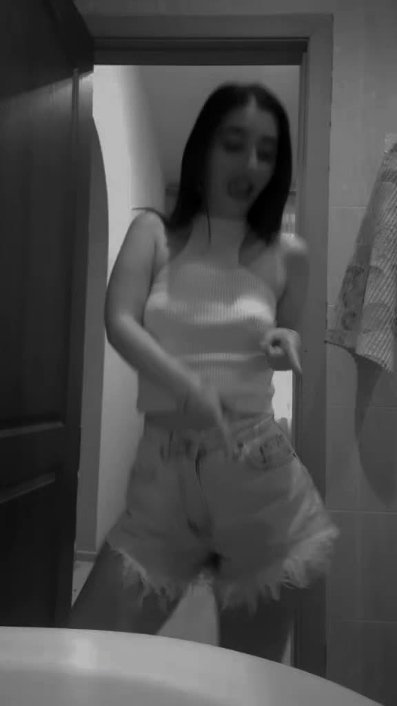 @Дана🦂