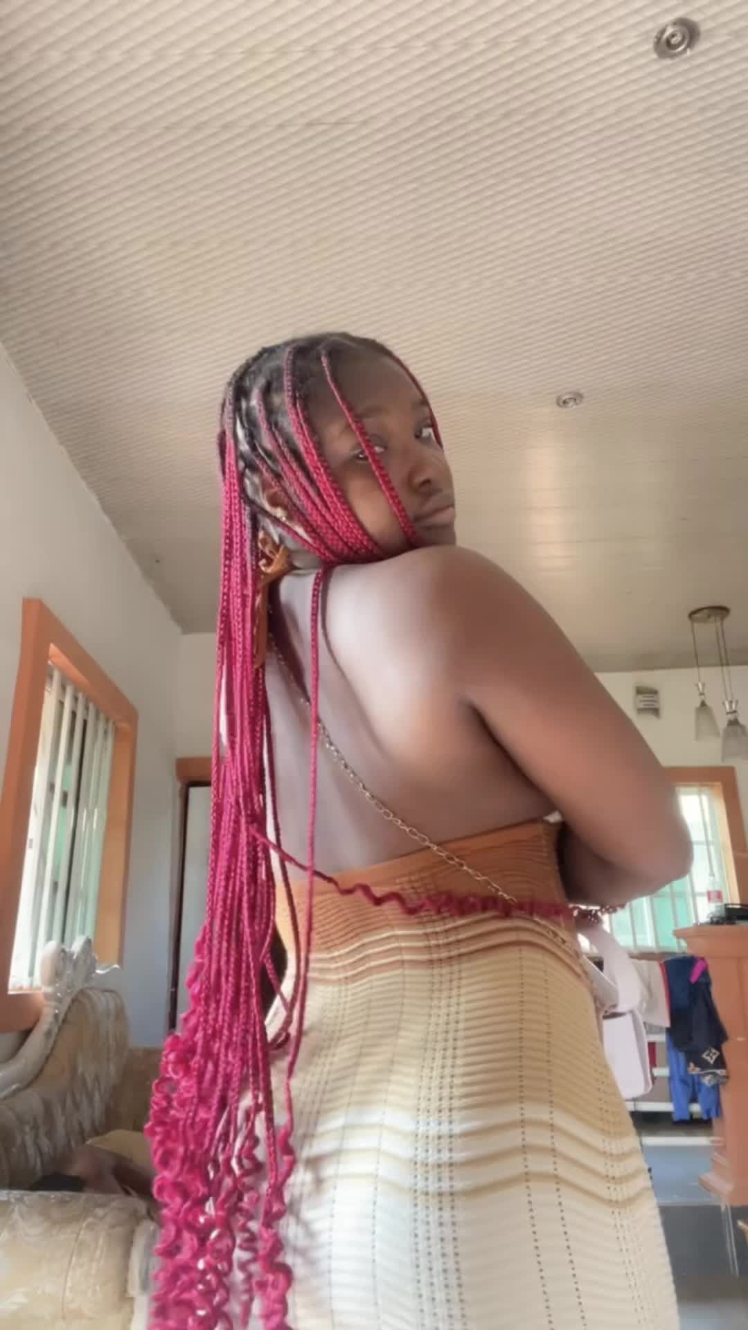 @Asa Ella🧜♀️🧸🦋🌈🫧💦