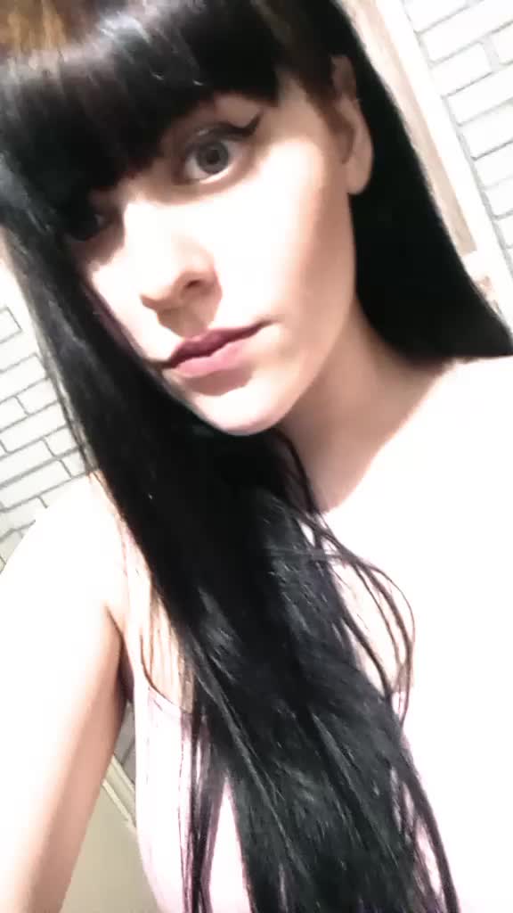 @Zeleno_Brunetka