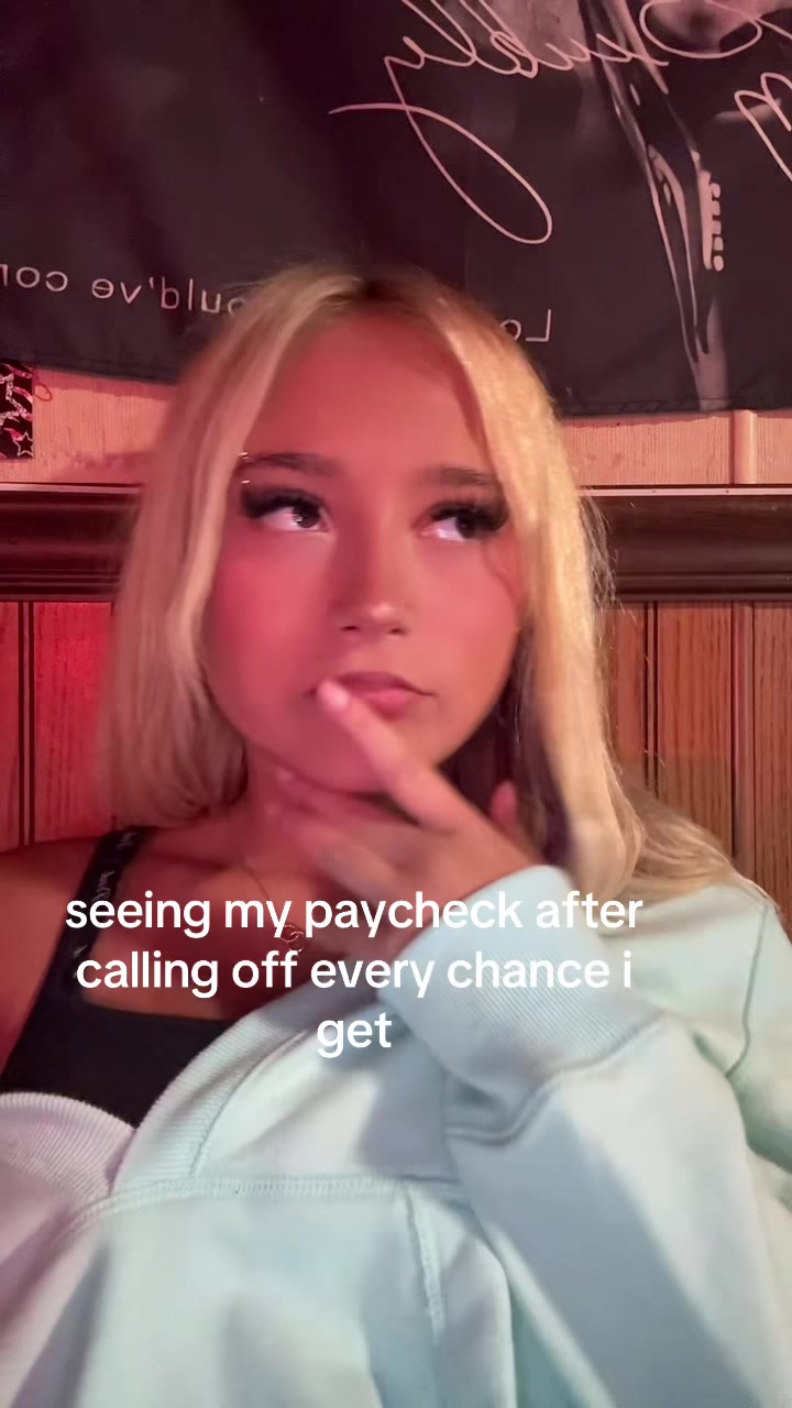 @⃟