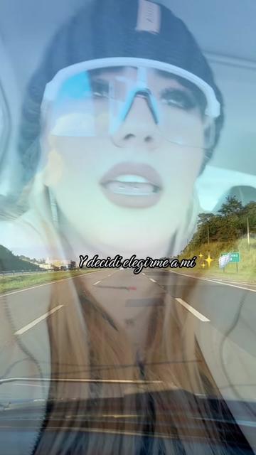@꧁ঔ🤍🖤Eşťřęłł&iuml;ťą_łąřųbįą🖤🤍ঔ꧂