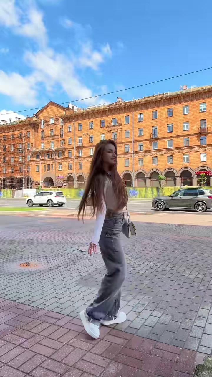 @Девочка с картинки