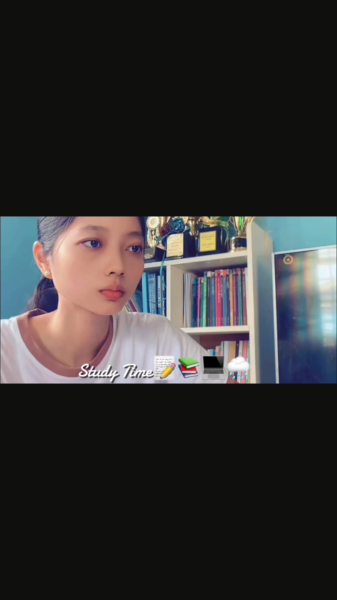 @Nyein 👩🏻🏫✨
