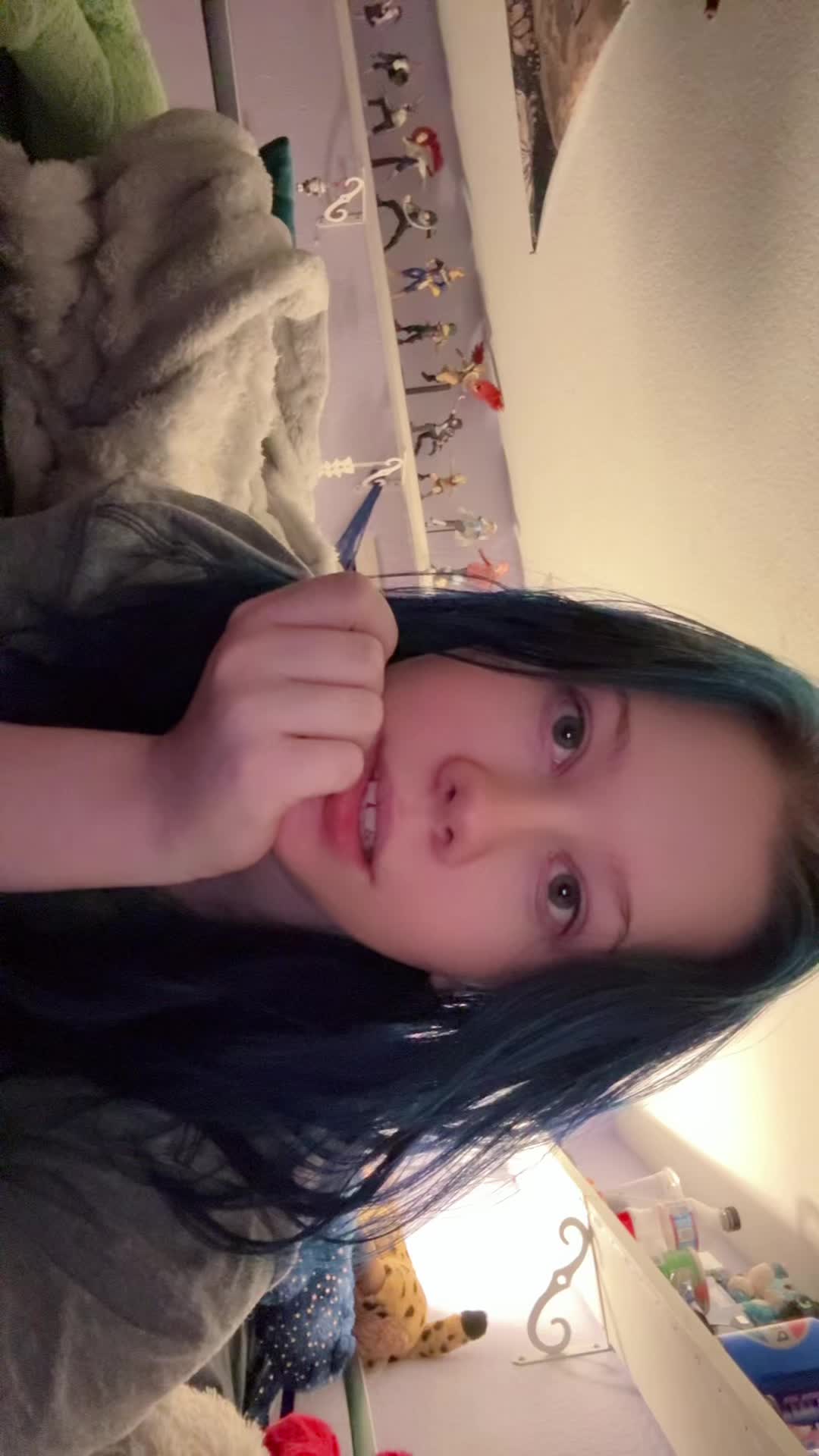 @zac<3