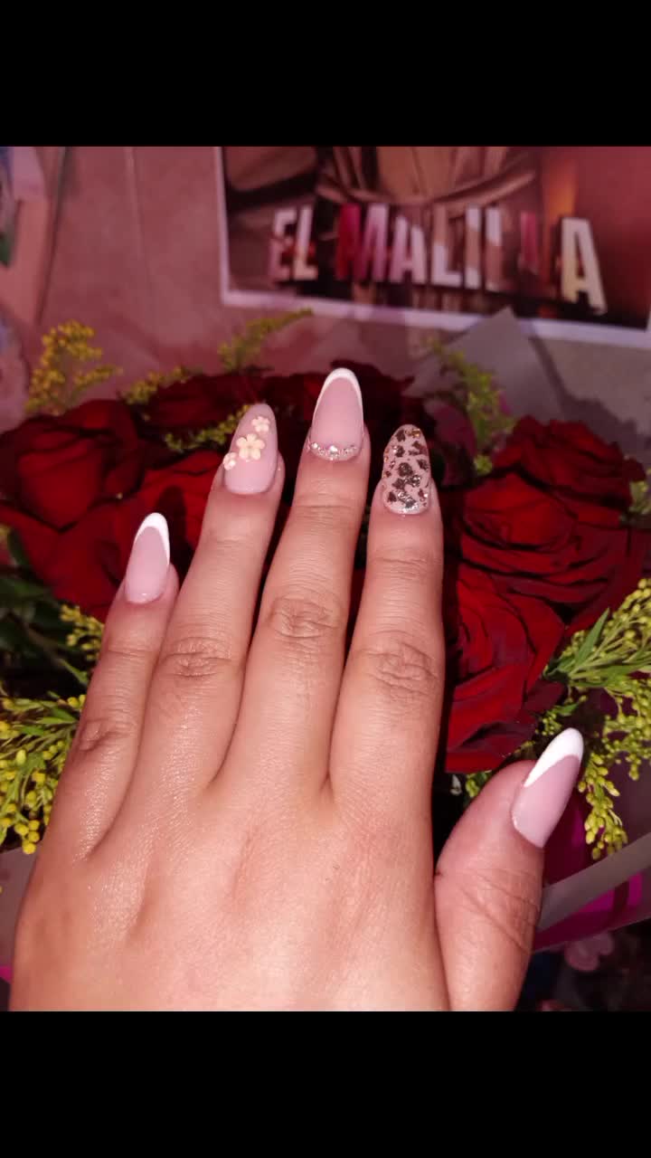 @Elizabeth Nieto 💓