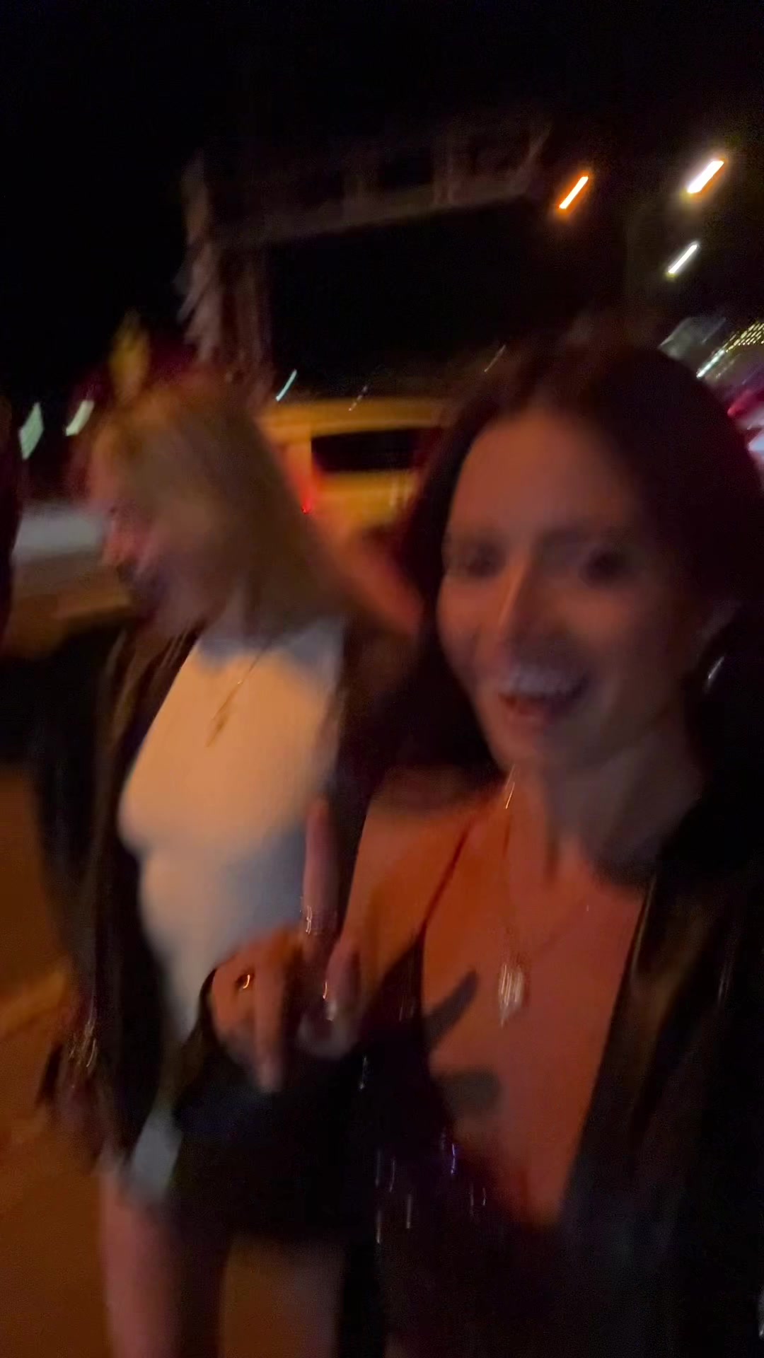 @Isabella