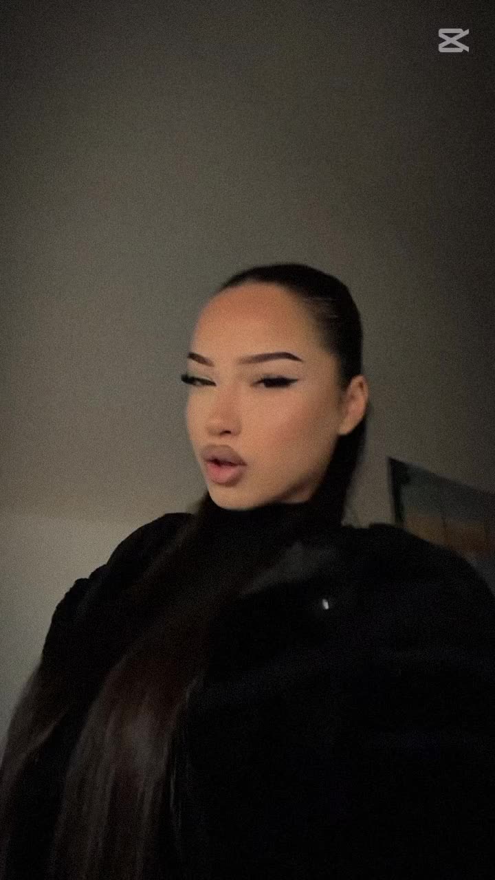 @onlykamila