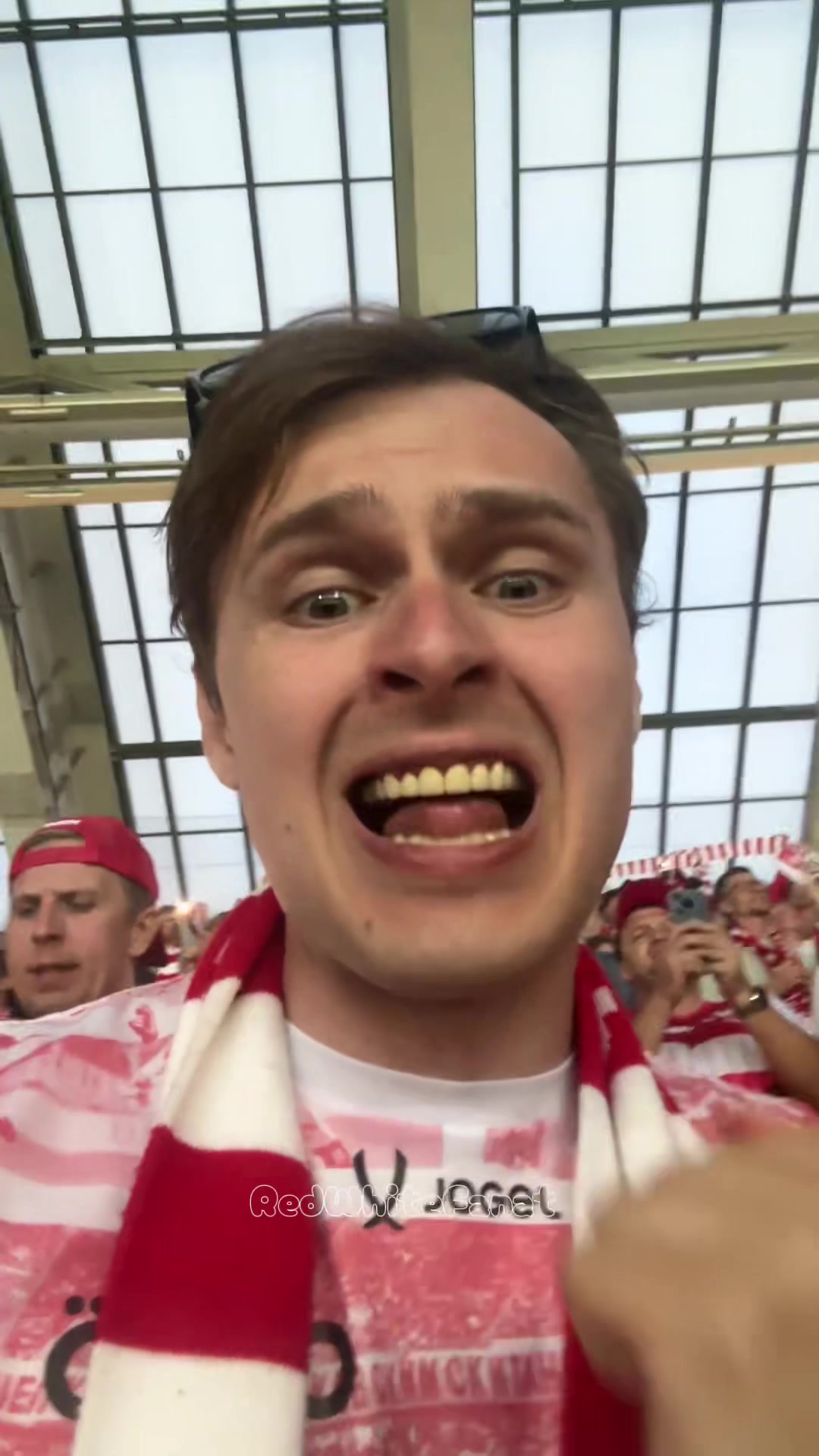 @redwhitefanat