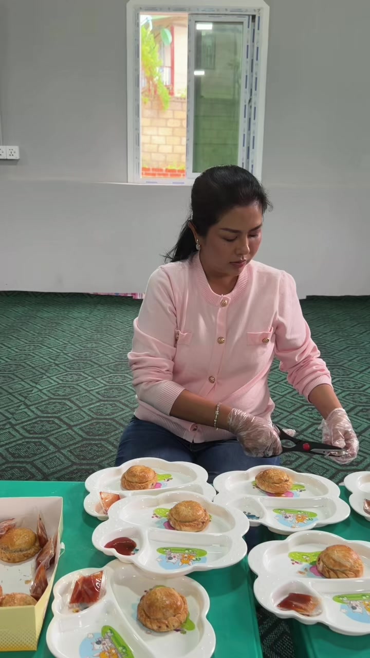 @khinehninwai19