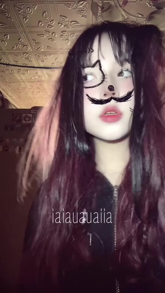 @линочка фонк 𖣂