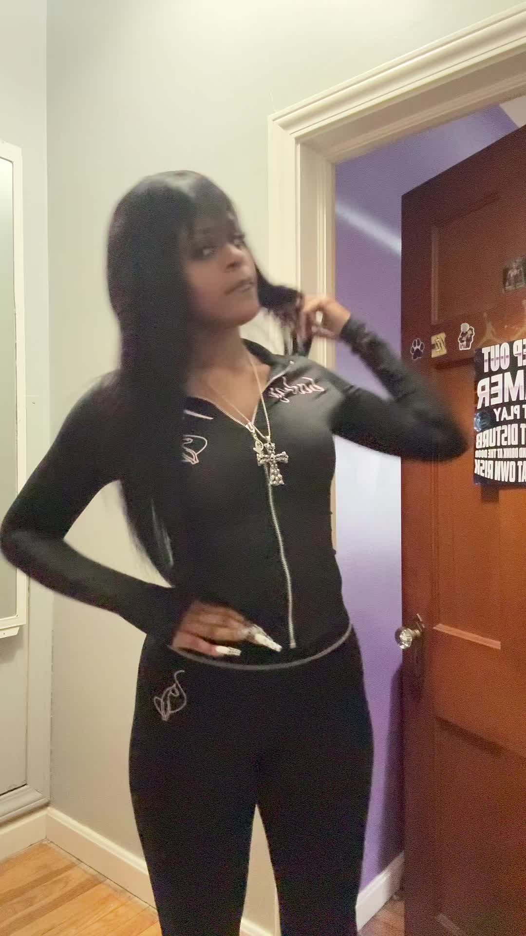 @️