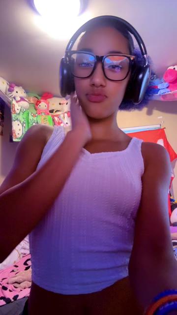 @pretty_mama43