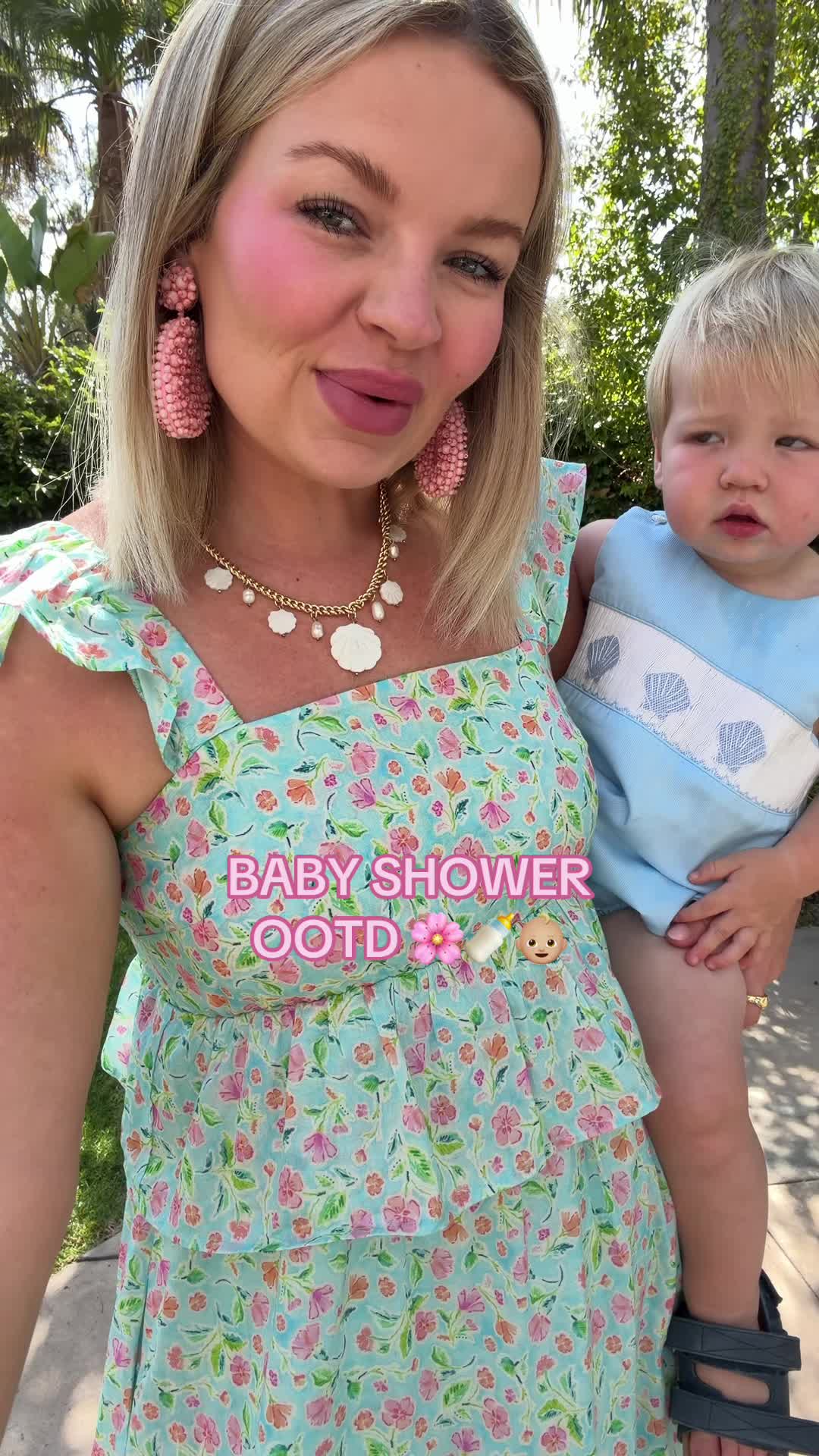 @Olivia May | Mom Style & Hacks