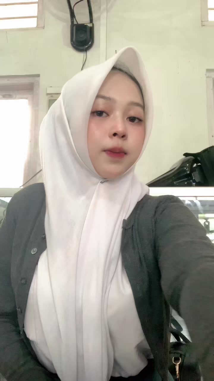 @nadiraainunnisaa