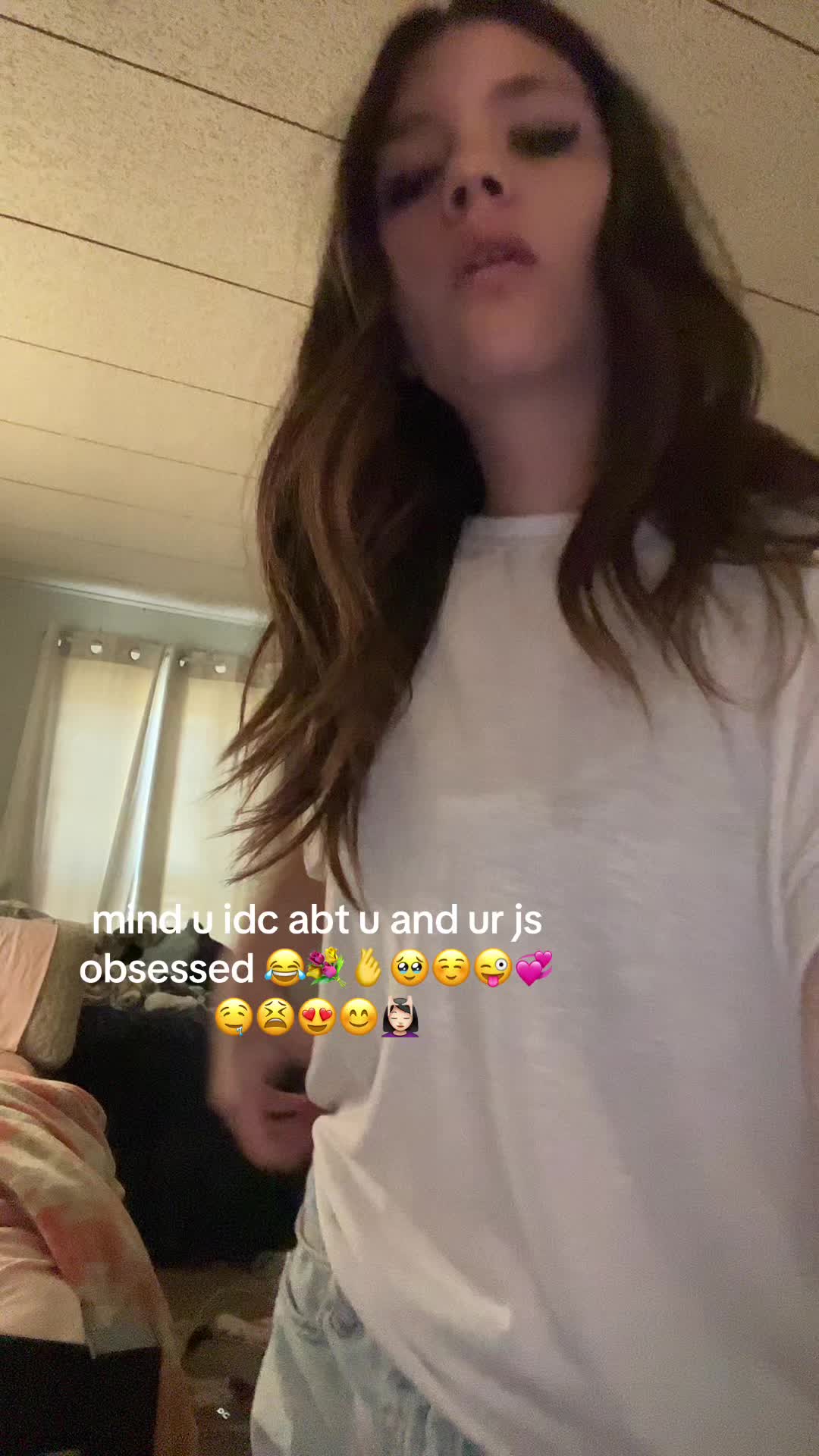 @leahpeah