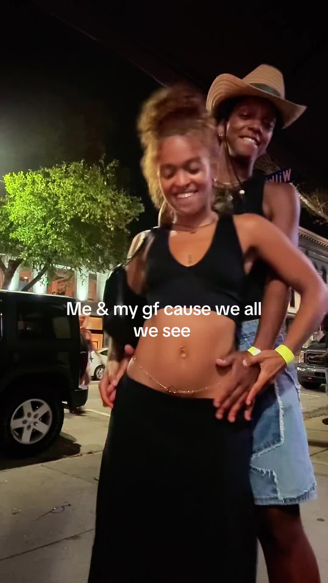 @thebreona