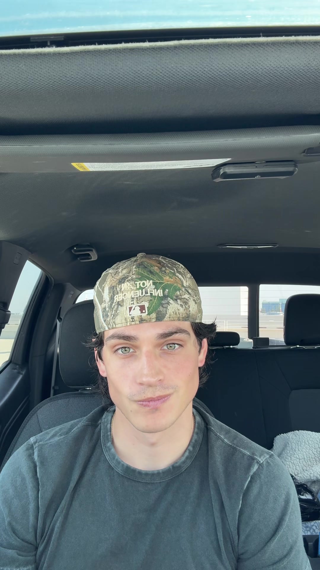 @itscamsworld