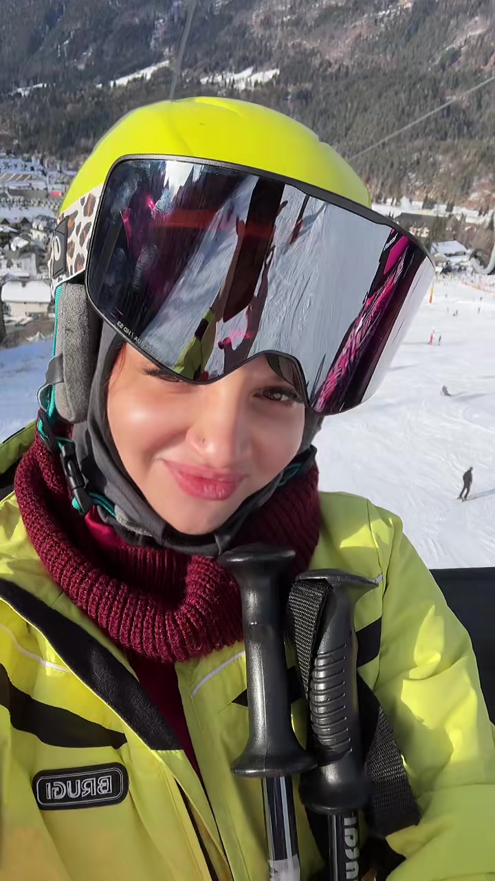 @Jana Samailovic178