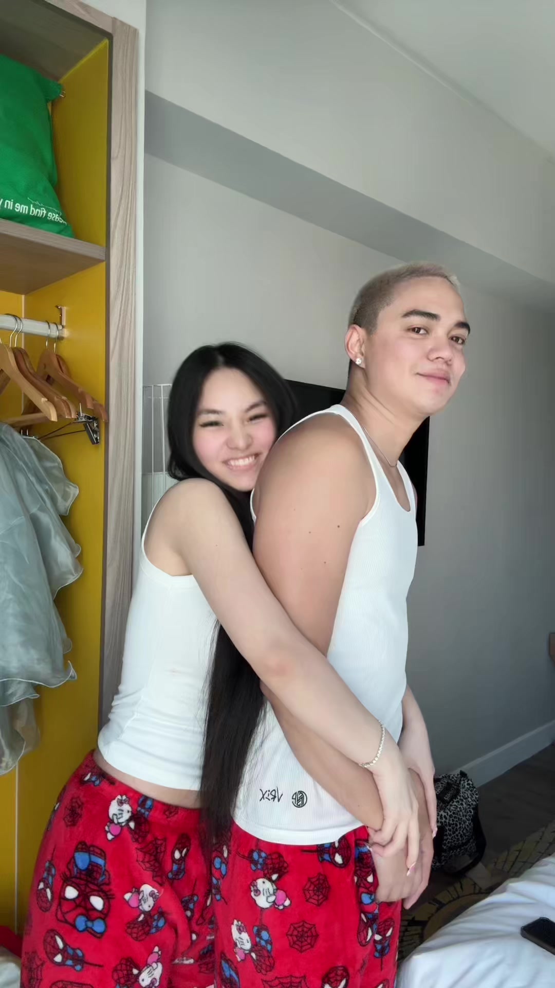 @Lili