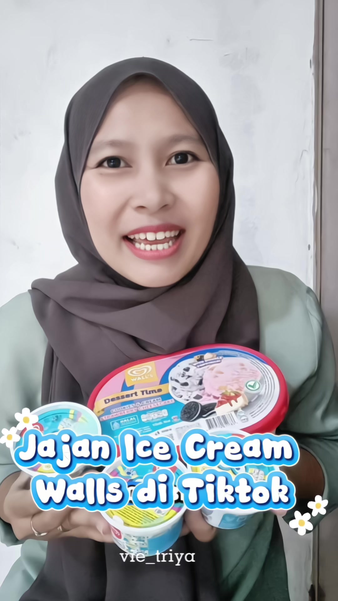 @vie_triya